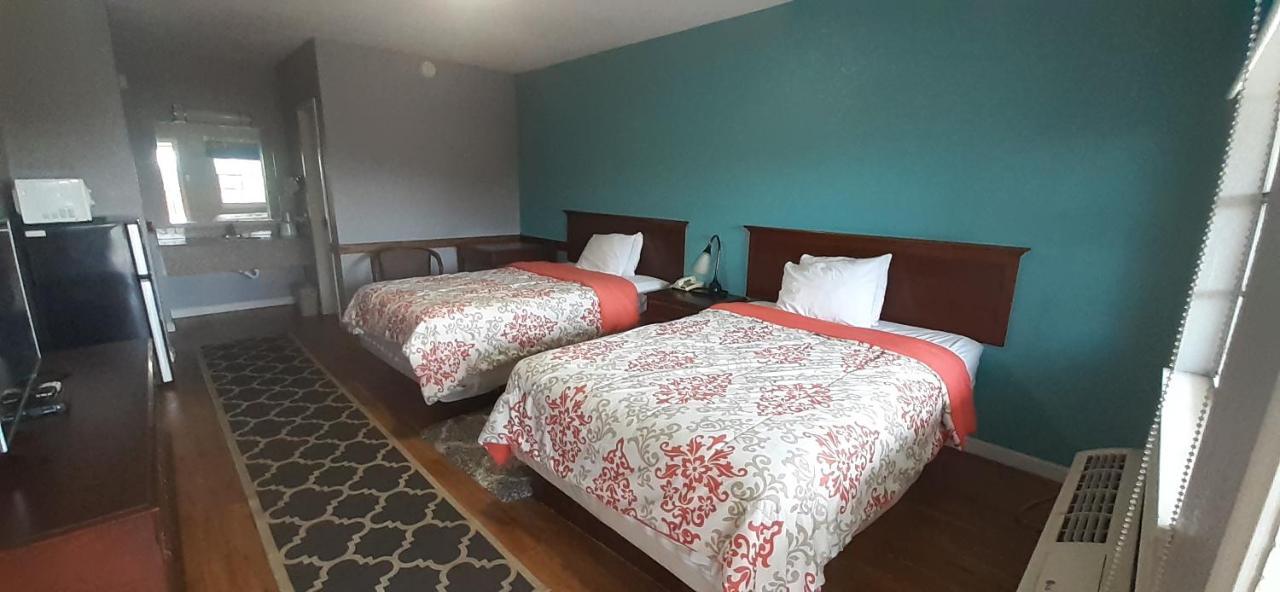 Woodfield Inn And Suites Yoakum Exteriör bild